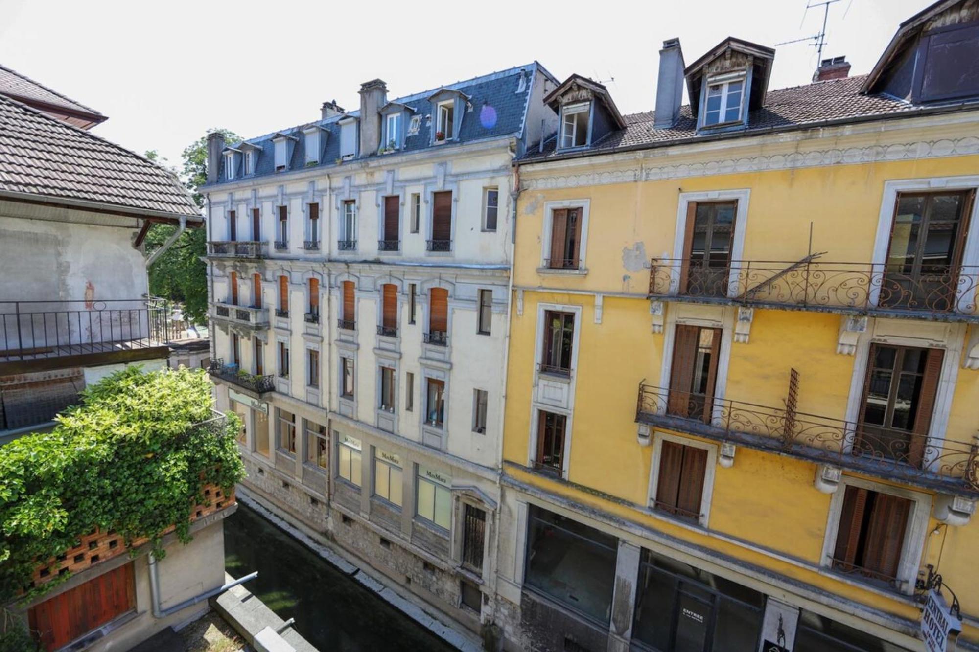 Cozy Along The River - Downtown & Terrace - 4 Άννεσι Εξωτερικό φωτογραφία